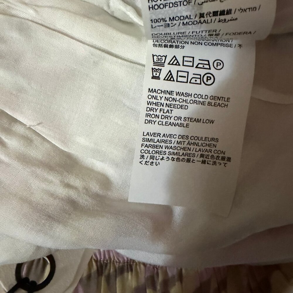 Prana Iguala Shorts In Willow Retro Geometric - Picture 12 of 12